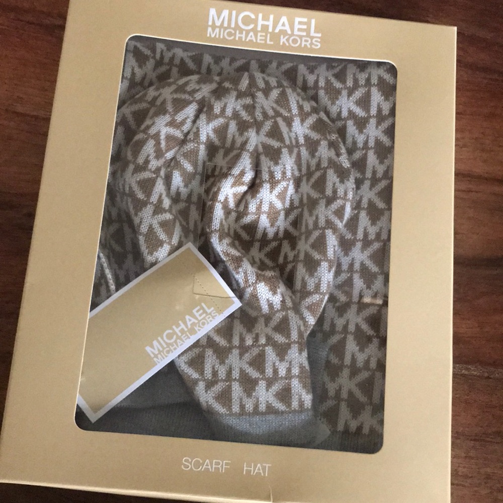 Grey + Tan -  Michael Kors Hat & Scarf Set